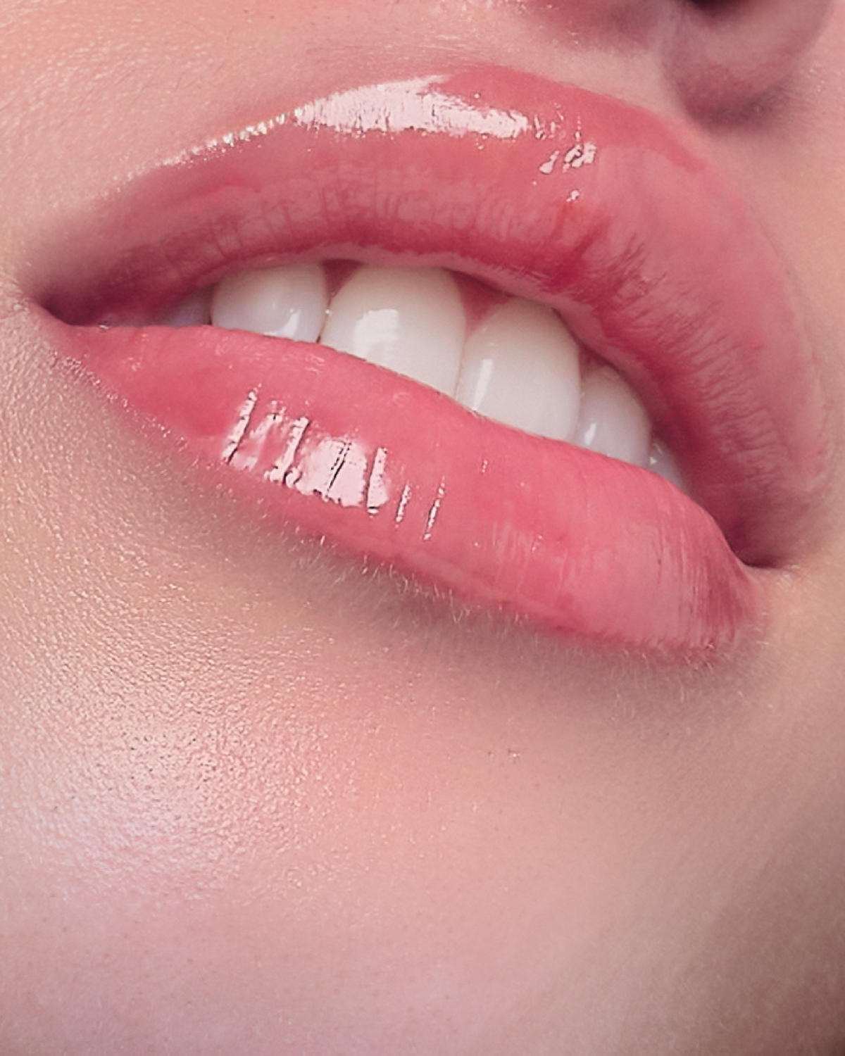 LIP GLOSS – BLUSH